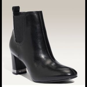TORY BURCH ‘April’ Leather Bootie